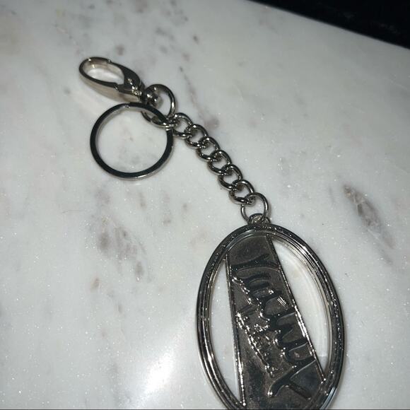 Kathy Van Zeeland Logo Keychain  Lobster Clow & Silver Oval Charm - Picture 7 of 8